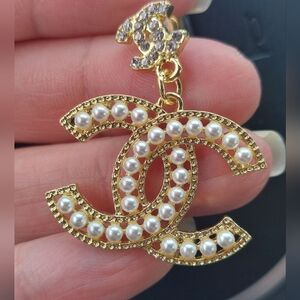 Best wish fashion earrings faux gold & pearl studs pierced aprx 1.5" rhi…